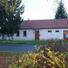 Prodej pozemku v Šumicích